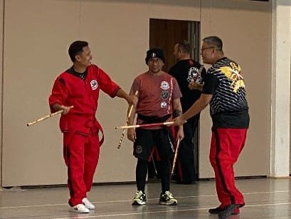 Doce Pares Gruppentraining - Synchronisation Drills